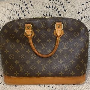 Louis Vuitton Alma PM